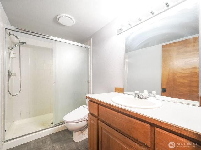 26081 Tytler Road NE, Poulsbo, WA 98370