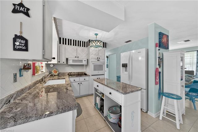 1407 SE 30th ST, Cape Coral, FL 33904