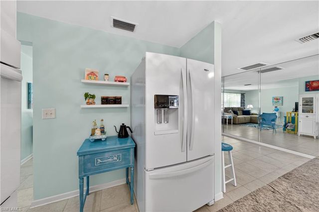 1407 SE 30th ST, Cape Coral, FL 33904