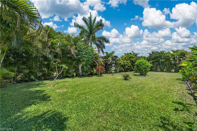 1407 SE 30th ST, Cape Coral, FL 33904