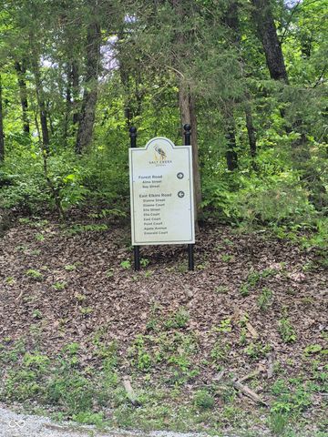 8514 Alma Street, Nashville, IN 47448