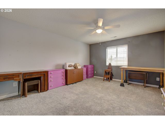 611 Nw 21ST Ave, Battle Ground, WA 98604