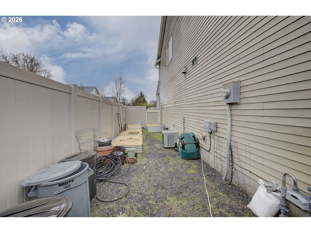 611 Nw 21ST Ave, Battle Ground, WA 98604