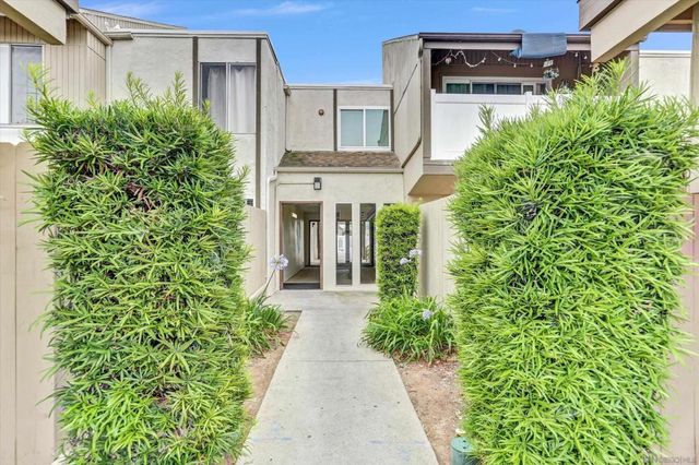 8034 Linda Vista rd 2V, San Diego, CA 92111