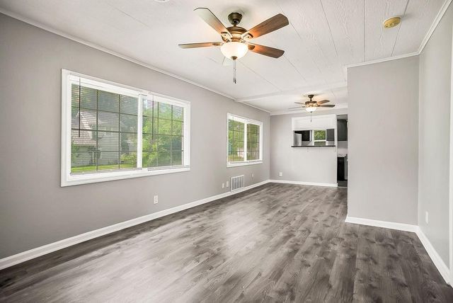 1118 S 36th Street, Kansas City, KS 66106