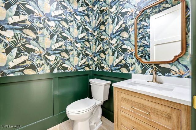 772 11th ST NW, Naples, FL 34120