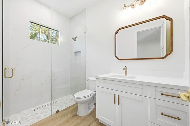 772 11th ST NW, Naples, FL 34120