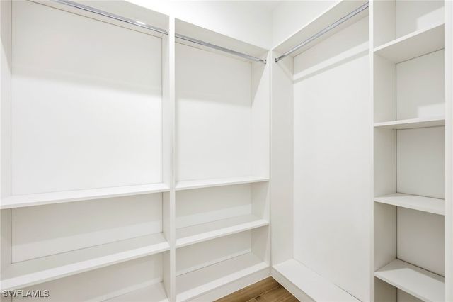 772 11th ST NW, Naples, FL 34120