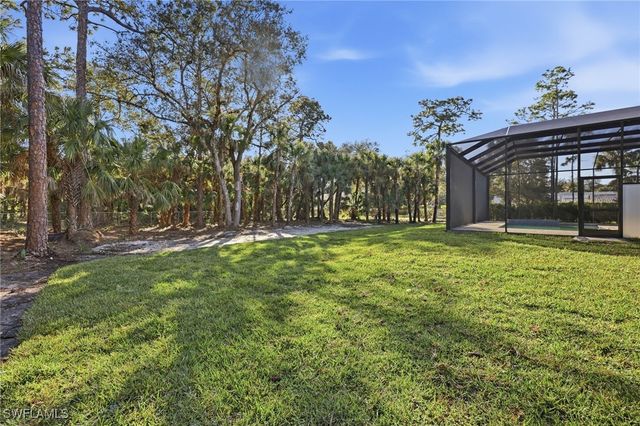 772 11th ST NW, Naples, FL 34120