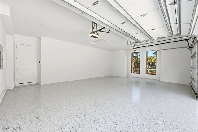 772 11th ST NW, Naples, FL 34120