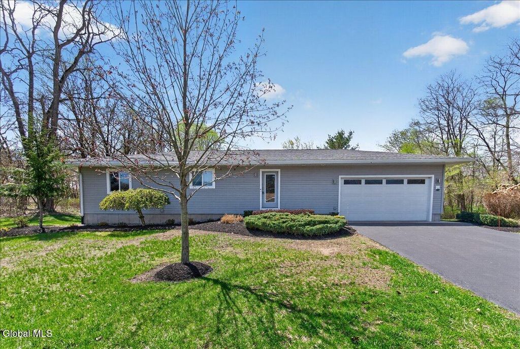 59A Bonner Avenue, Colonie, NY 12304