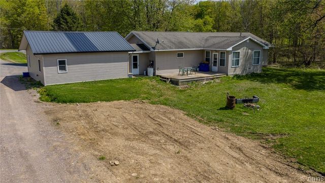 1557 County Route 7, Hannibal, NY 13126
