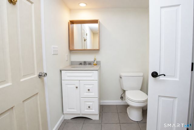 17 Wright Drive, Avon, CT 06001