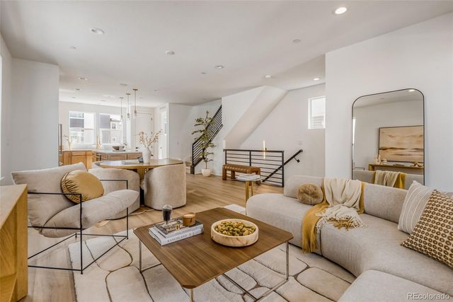 10994 E Geddes Place, Centennial, CO 80112