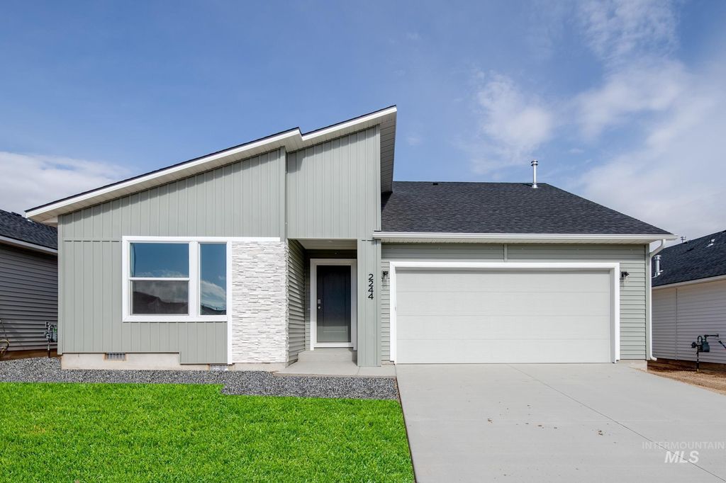 107 N Tideberry Ave, Kuna, ID 83634 photo 1