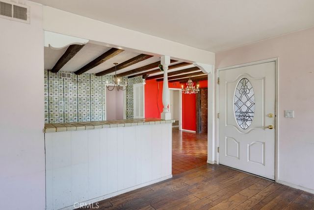2681 Channing Way, Los Alamitos, CA 90720