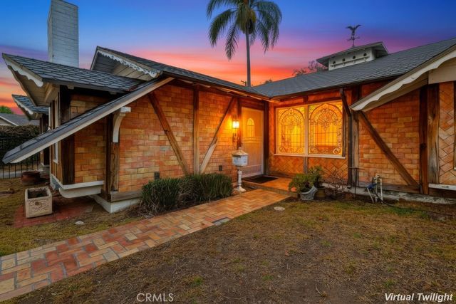 2681 Channing Way, Los Alamitos, CA 90720