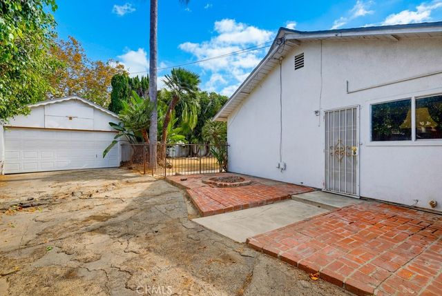 2681 Channing Way, Los Alamitos, CA 90720