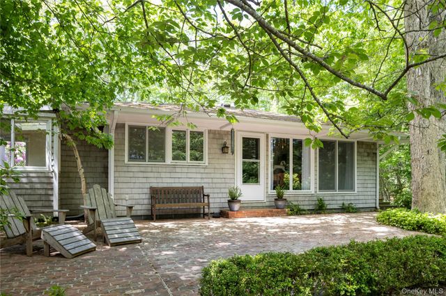 680 Private Road 17, Southold, NY 11971