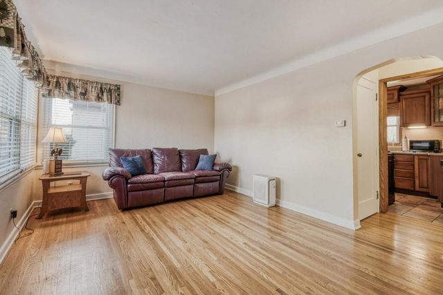 2108 Lacrosse Avenue, Saint Paul, MN 55119