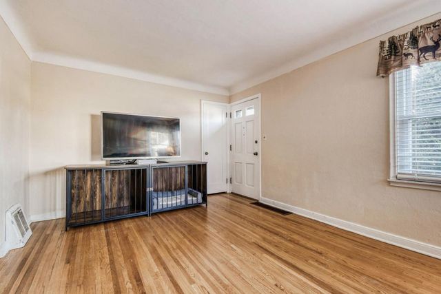 2108 Lacrosse Avenue, Saint Paul, MN 55119