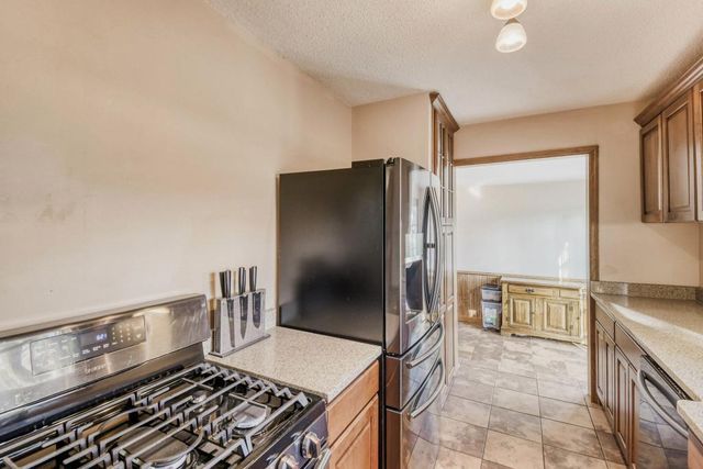 2108 Lacrosse Avenue, Saint Paul, MN 55119