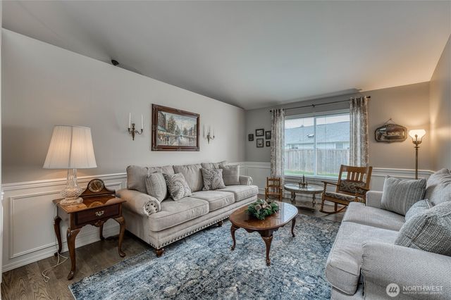 1355 Olsen Avenue, Buckley, WA 98321