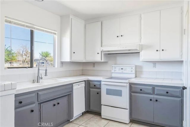6998 Lennox, Yucca Valley, CA 92284