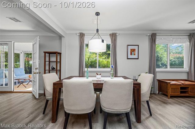 23244 Tuck Road, Farmington Hills, MI 48336
