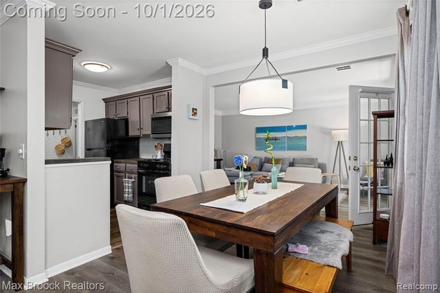 23244 Tuck Road, Farmington Hills, MI 48336