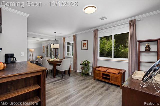 23244 Tuck Road, Farmington Hills, MI 48336