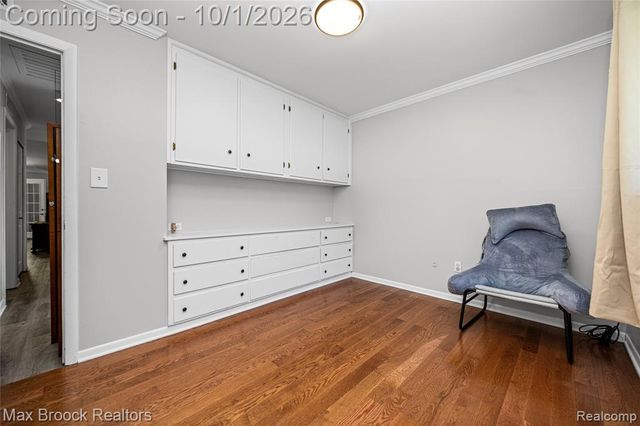 23244 Tuck Road, Farmington Hills, MI 48336