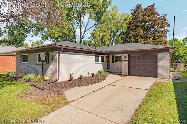 23244 Tuck Road, Farmington Hills, MI 48336