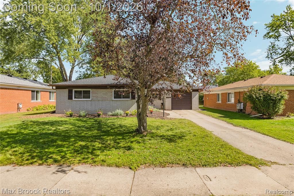 23244 Tuck Road, Farmington Hills, MI 48336