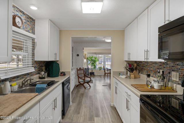 15299 Brookridge Boulevard, Brooksville, FL 34613