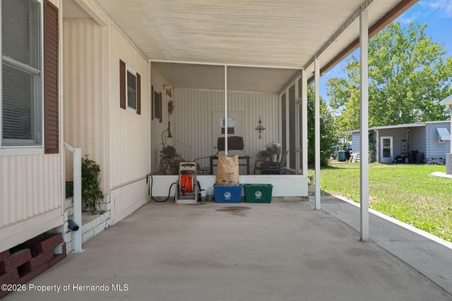 15299 Brookridge Boulevard, Brooksville, FL 34613
