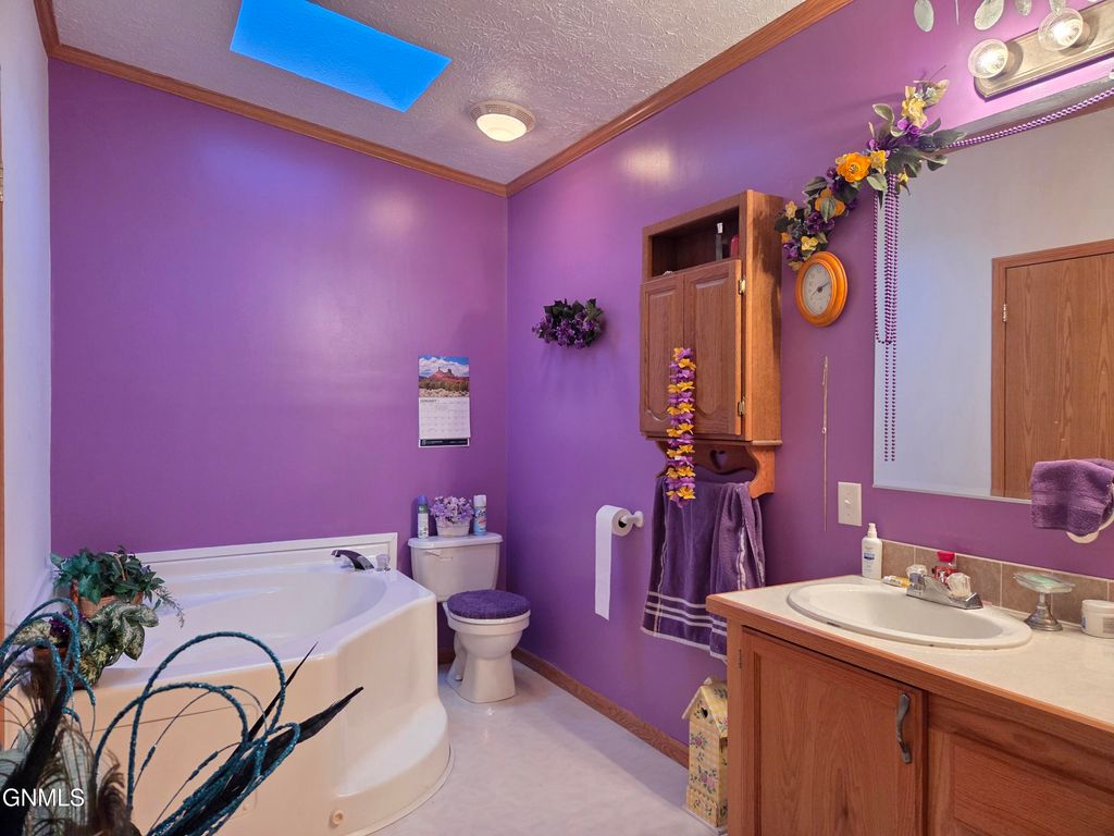 125 Maryland Street, Bismarck, ND 58504 photo 16