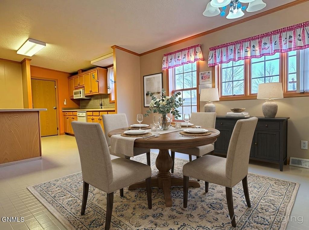 125 Maryland Street, Bismarck, ND 58504 photo 23