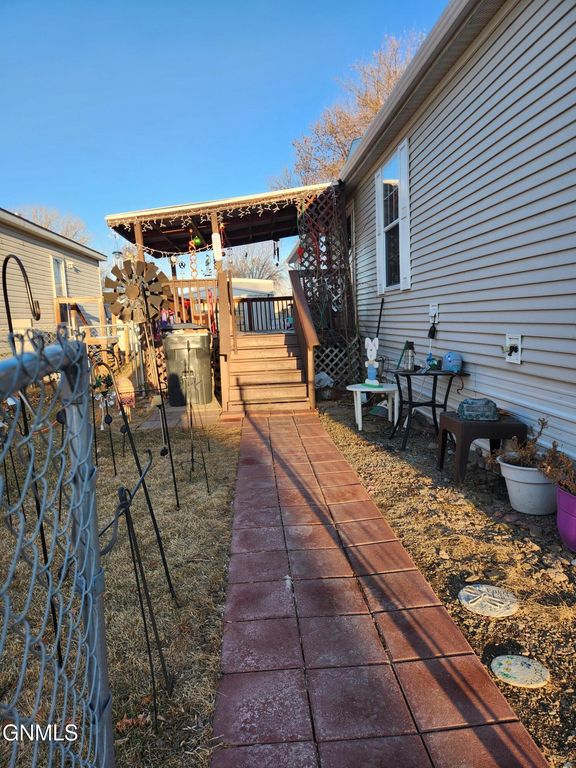 125 Maryland Street, Bismarck, ND 58504 photo 40