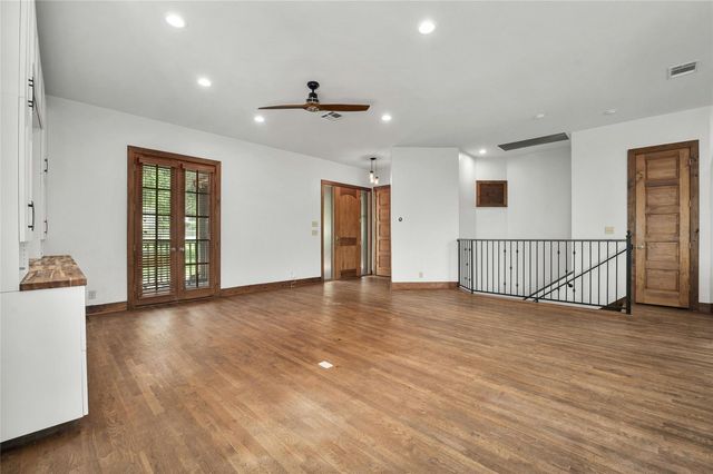 101 Firebird ST, Lakeway, TX 78734