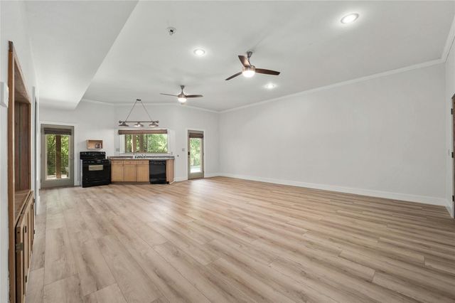 101 Firebird ST, Lakeway, TX 78734
