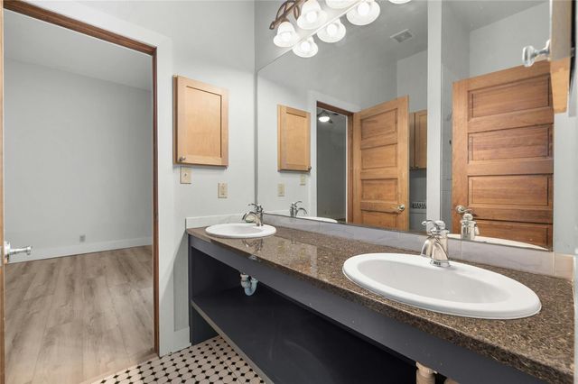 101 Firebird ST, Lakeway, TX 78734