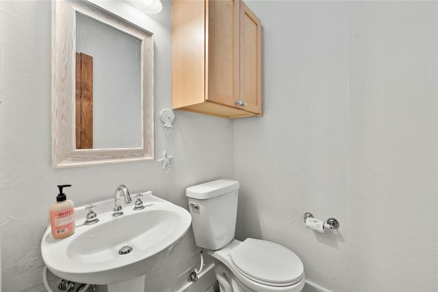 101 Firebird ST, Lakeway, TX 78734