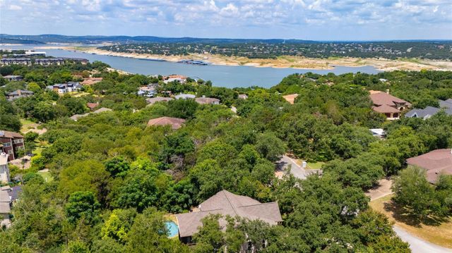 101 Firebird ST, Lakeway, TX 78734