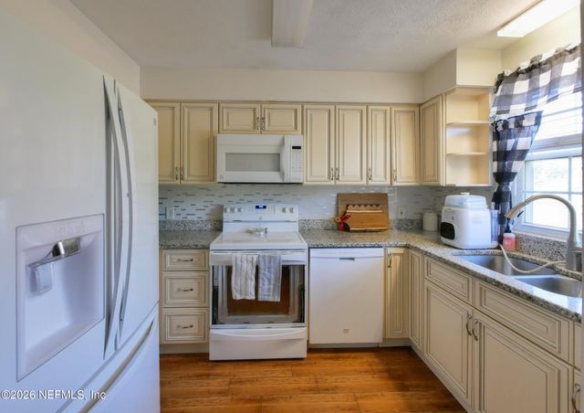 4915 BAYMEADOWS Road 2H, Jacksonville, FL 32217