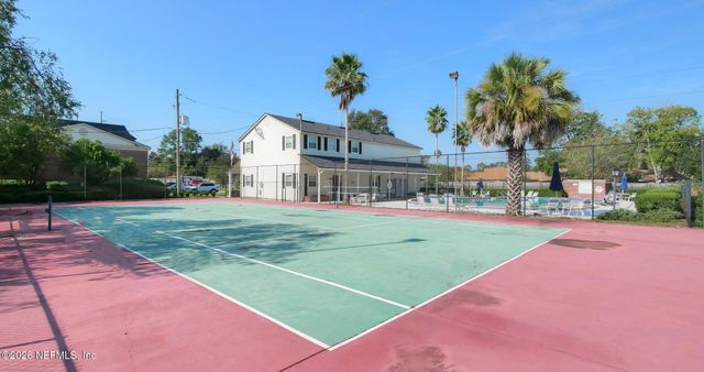 4915 BAYMEADOWS Road 2H, Jacksonville, FL 32217