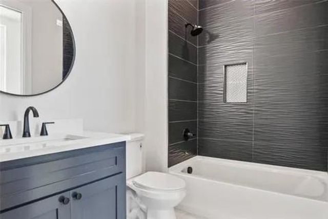101 Silver Way, Horseshoe Bay, TX 78657