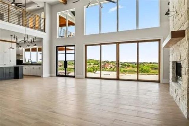 101 Silver Way, Horseshoe Bay, TX 78657