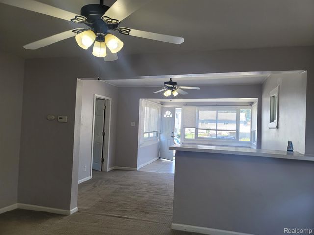 279 MADISON Avenue, Clawson, MI 48017