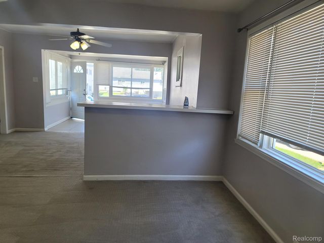 279 MADISON Avenue, Clawson, MI 48017